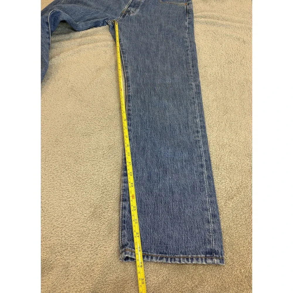 Levis 501 Original Fit Mens Jeans 30x30 Medium Wash Blue Straight Leg Button Fly
